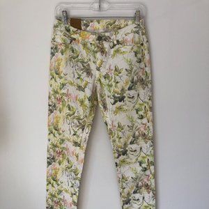Urban Outfitters Insight Jeans